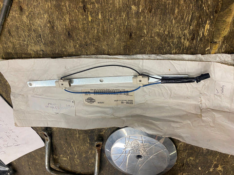 OEM Harley Davidson Tour Pak Lighting Socket Mount Strip Pair NOS FLHTC 53790-00