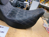STep Up Seat Harley Touring FLH Street Road Glide Ultra Diamond Stitch Pad 08^