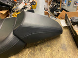 New T/O Harley M8 Milwaukee Eight Softail Fatboy OEM Stock Factory 2018^ Seat