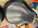 2001-09 Suzuki Boulevard VL800 C50 Boulevard driver seat Volusia OEM 45110-41F00