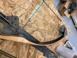 Vtg BEAR Archery Amo 44 Compound Recurve Polar 11 Ltd Hunting Bow Arrows