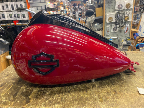 Cvo Gas Tank Red W Emblems Touring FLH Street road glide Ultra 2008^ Nice!