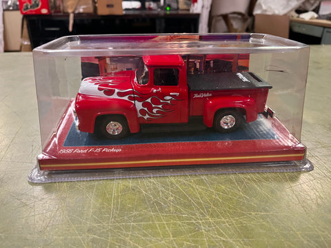 Ertl 1956 Ford F-15 TRUE VALUE Hot Rod Pickup Truck 1/25 Diecast