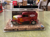True Value 1932 Ford Delivery Van Limited Edition 25th Diecast Vehicle 1:25 Red