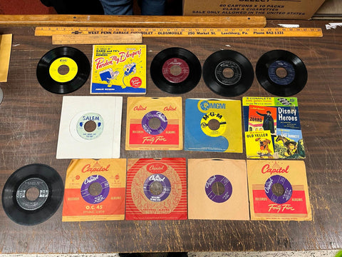 Vintage 1950s Lot Of 14 45 Records Assorted Titles & Artists Capitol Records