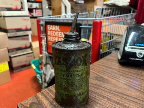 VTG Antique Original Cabot's Tasgon Rust Solvent Green Oil Can Cone Top