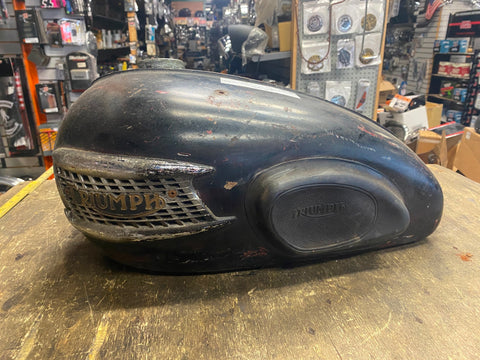 1963-1970 Triumph TR6 T120 Bonneville 650 T120 Large capacity Fuel Gas Tank Embl