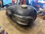 1963-1970 Triumph TR6 T120 Bonneville 650 T120 Large capacity Fuel Gas Tank Embl