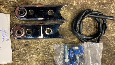 Harley 1984-1999 Softail Fat boy Turn Signal Relocation Kit Fender Strut Ext NOS