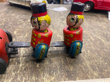 Vtg Mikuni Tin Litho soldiers Horse Original windup tin toy Japan 50's Rare!