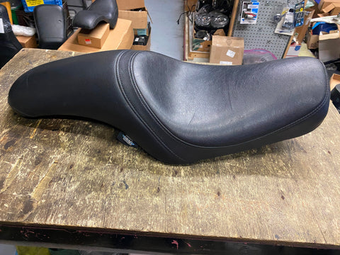 Custom Seat Harley Sportster 2004^ Drag Specialties Predator Low Sleek Smooth to