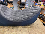 Predator 2-Up Seat Double Diamond Harley Touring 1997-07 FLH Street Glide Ultra