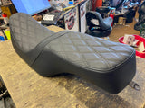 Predator 2-Up Seat Double Diamond Harley Touring 1997-07 FLH Street Glide Ultra