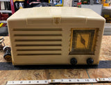 Emerson Model 414 Table Radio Tube Vtg AM Art Deco 40's Oyster White Mid modern