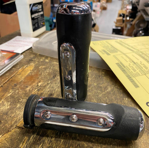 CVO Handlebar Grips Harley Touring TBW Street Road Glide Ultra FLH Custom OEM
