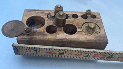 brass weights scale cambosco Scientific analytical Wood box Case Vtg Apothecary