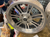 Pair Triglide Mag Wheels Factory Stock OEM 15x5.5 Takeoffs W Centers Trike
