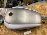OEM 4.5 Sportster Custom Gas Fuel tank 2007^ FI 883c 1200c Iron Large Capacity