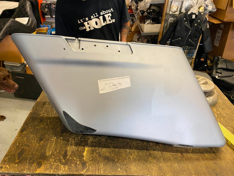 OEM Left Saddlebag Bottom Stretched Harley Touring FLH Road Street Glide 2014^