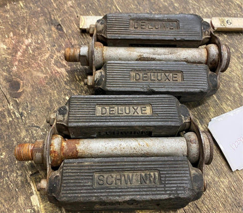 Vtg 50's Schwinn Deluxe Bicycle Pedals 1/2" Cruiser Phantom Balloon Tire Block