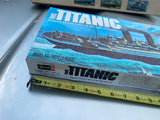 Vyg Revell RMS Titanic Famous Ocean Liner Of The Epic Boat Ship 70's Model 1/570