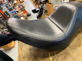 Le Pera Daytona Seat Harley Softail 2006-2017 FXST Heritage Fatboy 200 Tire Low