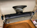 Vtg  Remington Quiet-Riter portable typewriter Carry Case 50's Green Keys Miracl