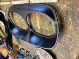 61400180 Road glide Headlight Bezel Trim Visor Harley Davidson Touring 1998^ OEM
