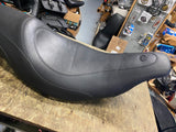 Mustang Tripper Fastback Seat Harley Touring 1997-07 FLH Street Glide Bagger