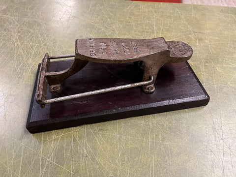 Antique Cast Iron Griffith Self Shine Foot Rest Pat. OCT 1923 Wood Mount Adverti