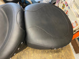 Mustang Wide Touring Seat Harley Street Road Glide King 2008^ Studs FLH Ultra Cl