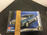 Vintage AMT ERTL classic 1:25 scale 1971 Ford Mustang modelkit opened box skill2