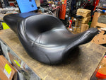 Harley  2008^ Touring FLH Ultra Glide Smooth Deep Bucket Sundowner Seat 52093-08