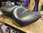 Mustang Vintage Seat Harley Road King 1997-2007 Wide Touring FLHR Street Glide