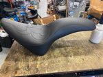 Low Profile Badlander Stripper Leather Harley Seat Softail Fatboy Heritage 00^