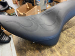Low Profile Badlander Stripper Leather Harley Seat Softail Fatboy Heritage 00^