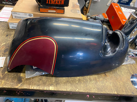 Right Lower Fairing Harley Ultra classic 1995? Two tone ruby Black 30th annivers