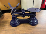 VTG 1940s Old Blue Enamel Metal Kitchen weight balance Scale w/ brass weights