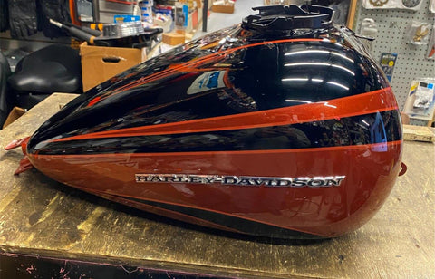 Harley 2015 CVO Road Glide Carbon Dust Gas Fuel Tank FLTRUSE Screamin Eagle Nice