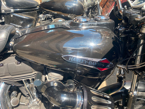 FXDXT T-Sport Black Gas Tank Dyna FXD Harley Superglide 2003 emblems nice!
