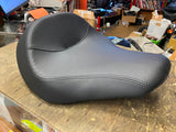 OEM Solo Seat Harley Fatboy Softail Custom 200 Tire 2006^ 51873-10a Factory New!