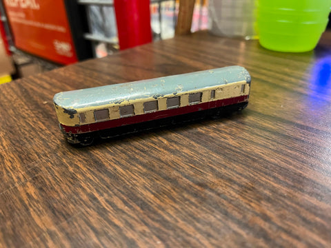 Vintage 1960s Made In England Dinky Toys Passenger Car Meccano Metal