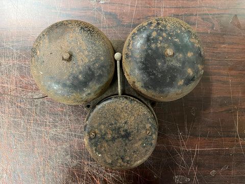 Vtg Antique Early 1900s Made In USA Heavy Duty Cast Iron Dual Fire Alarm Bells