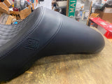 Saddleman Speed Merchant Custom Seat Harley Dyna 2006^ FXD Street Bob Low Profil