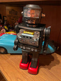Horikawa SH Swivel O Matic Attack Robot Japan Battery OP Vtg Tin Toy 1967 Orig!