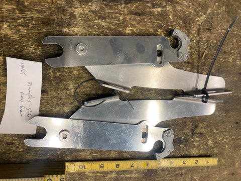 Memphis Shades Windshield Brackets mounts Harley Road King Flhr Fairing?