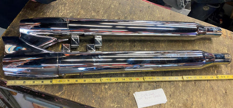 OEM Harley Fishtail Rocket Slip on mufflers Touring FLH Ultra classic Glide 95^