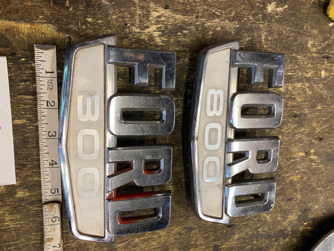 Ford 800 Emblems Badges Truck Tractor Vtg Hood Fender 1970's OEM Trim Medallion