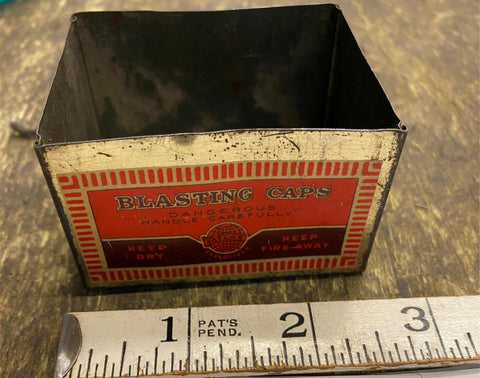 Vtg Atlas Blasting Caps Tin Railroad Mining Memorabilia Explosives Dynamite Coll