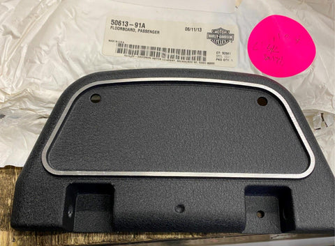 NOS Harley Touring Passenger Floorboard Touring FLH Heritage softail Ultra class